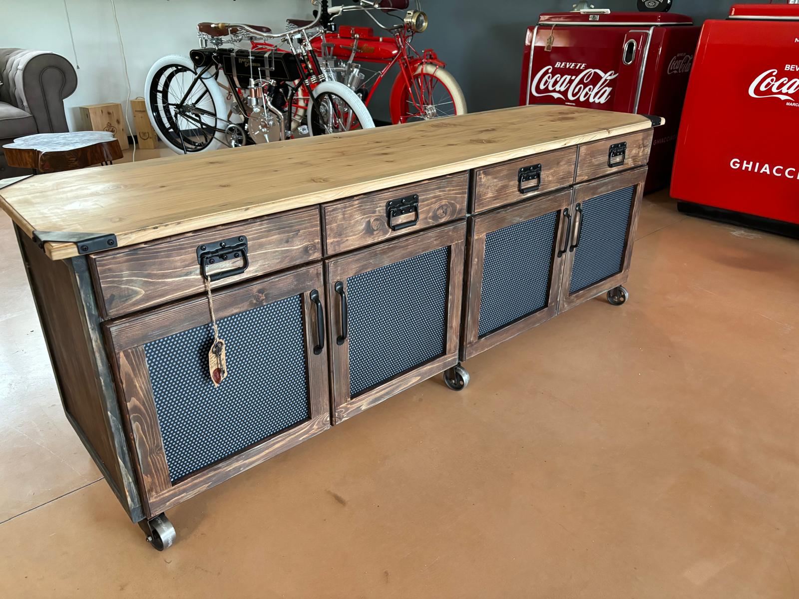 Mobili d'arredo